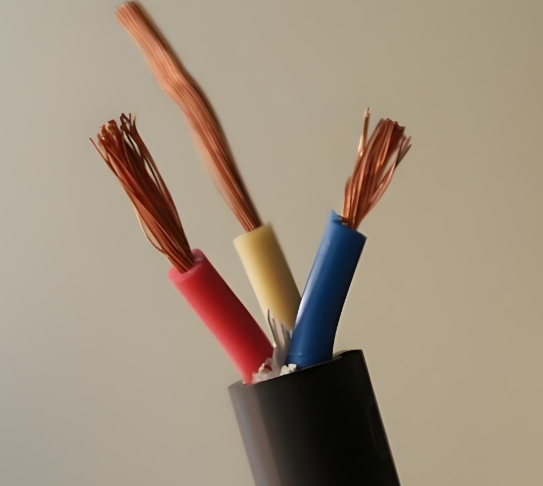 電線(xiàn)電纜的制造與大多數機電產(chǎn)品的生產(chǎn)方式是不同的.jpg